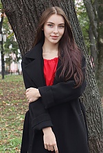 Alla , 22 years old – black hair,  green eyes from Brasov, Romania - Photo 1856557