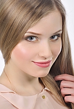Alina , 34 years old – light brown hair,  blue eyes from Kiev, Ukraine - Photo 122304