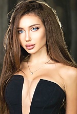 Elizabeth , 24 years old – light brown hair,  blue eyes from Kiev, Ukraine - Photo 1348004