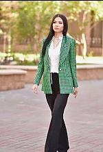 Gulbanu , 27 years old – brunette hair,  brown eyes from Almaty, Kazakhstan - Photo 1385848