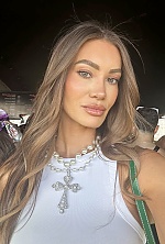 Elizabeth , 36 years old – light brown hair,  brown eyes from London, England - Photo 1972270