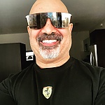 Rio , 53 years old –  hair,   eyes from Irvine, United States - Photo 1438683
