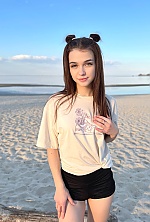 Ekatierina , 21 years old – brunette hair,  green eyes from Cherkassy, Ukraine - Photo 1914902