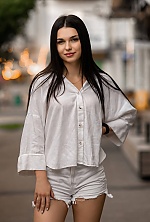 Ekatierina , 22 years old – brunette hair,  green eyes from Cherkasy, Ukraine - Photo 2074133