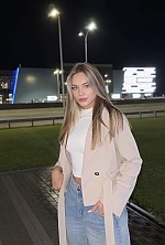 Alina , 23 years old – black hair,  blue eyes from Kiev, Ukraine - Photo 1995250