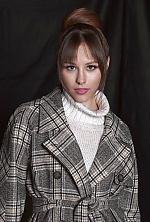 Anastasia , 23 years old – light brown hair,  green eyes from Chernivtsi, Ukraine - Photo 1449345