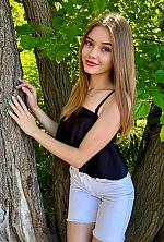 Diana , 22 years old – brunette hair,  brown eyes from Cherkasy, Ukraine - Photo 2078667
