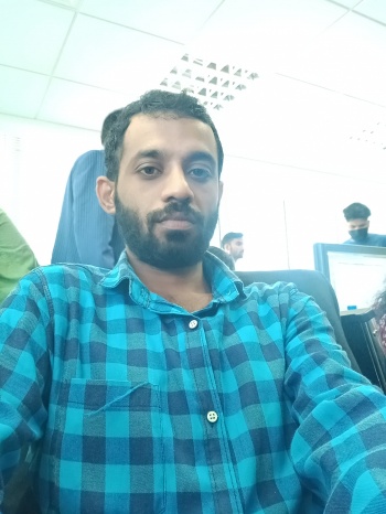 Javeed, 36 yo | eyes, hair | ID1720644