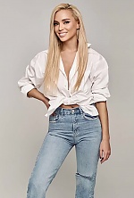 Iulia , 35 years old – blonde hair,  green eyes from Lviv, Ukraine - Photo 1537775