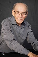 Gorgeous Frank Morrison, 80 years old from Canada | ID: 1912681