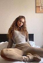 Elena , 27 years old – light brown hair,  green eyes from Kiev, Ukraine - Photo 1567324