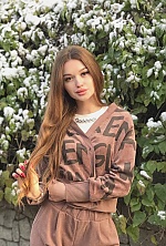 Yaroslava , 22 years old – brunette hair,  brown eyes from Kiev, Ukraine - Photo 1577426