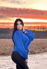 Anna , 32 years old – black hair,  blue eyes from Kiev, Ukraine - Photo 1592376