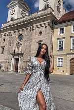 Luiza , 28 years old – brunette hair,  green eyes from Kiev, Ukraine - Photo 1606945