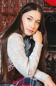 Gorgeous Olena, 24 years old from Ukraine | ID: 2044182