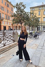 Yana , 28 years old – light brown hair,  brown eyes from Lviv, Ukraine - Photo 1637731