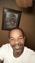 Gorgeous mjroc69, 56 years old from United States | ID: 2081252