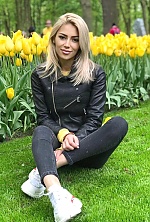 Zhanna , 31 years old – blonde hair,  hazel eyes from Kyiv, Ukraine - Photo 1661349