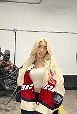 Eva , 25 years old – blonde hair,  green eyes from Toronto, Canada - Photo 1667011