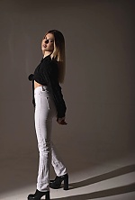 Alina , 25 years old – blonde hair,  blue eyes from Kiev, Ukraine - Photo 1679741