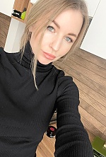 Mariia , 38 years old – blonde hair,  grey eyes from Brussels, Belgium - Photo 1681707