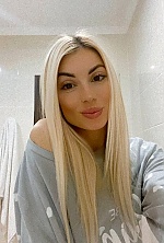 Irina , 39 years old – blonde hair,  brown eyes from Valencia, Spain - Photo 1991483