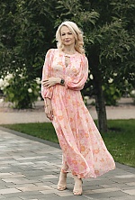 Lilia , 45 years old – blonde hair,  green eyes from Kyiv, Ukraine - Photo 1853970