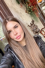 Yulia , 36 years old – light brown hair,  blue eyes from London, England - Photo 1716980