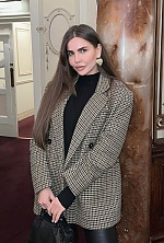 Yulia , 36 years old – light brown hair,  blue eyes from London, England - Photo 1988898