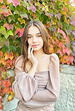Diana , 21 years old – brunette hair,  blue eyes from Cherkassy, Ukraine - Photo 1745588