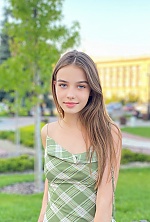 Diana , 21 years old – brunette hair,  blue eyes from Cherkassy, Ukraine - Photo 1717503