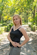 Alla , 40 years old – blonde hair,  brown eyes from Zaporozhye, Ukraine - Photo 1727087