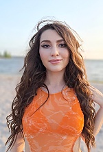 Olexandra , 22 years old – brunette hair,  hazel eyes from Mykolaiv, Ukraine - Photo 1929406