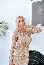 Elena , 45 years old – blonde hair,  green eyes from Los Angeles, United States - Photo 1731906