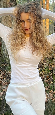 Gorgeous Diana, 22 years old from Germany | ID: 2234251