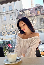 Yulia , 36 years old – brunette hair,  brown eyes from Los Angeles, United States - Photo 1751320