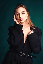 Vlada , 28 years old – light brown hair,  green eyes from Kharkiv, Ukraine - Photo 1755441