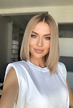 Iryna , 39 years old – blonde hair,  green eyes from Kiev, Ukraine - Photo 1817420