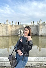 Yulia , 31 years old – brunette hair,  grey eyes from Florence, Italy - Photo 1763033