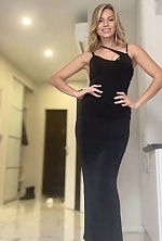 Victoria , 36 years old – blonde hair,  grey eyes from London, England - Photo 1799612