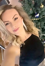 Victoria , 36 years old – blonde hair,  grey eyes from London, England - Photo 1988807