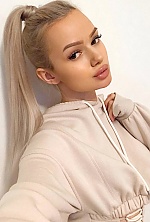 Polina , 24 years old – blonde hair,  brown eyes from Vienna, Austria - Photo 1809231