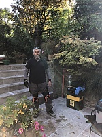 Mustafa , 61 years old –  hair,   eyes from London, England - Photo 1987403