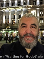 Mustafa , 60 years old –  hair,   eyes from London, England - Photo 1933312