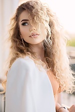 Alina , 29 years old – blonde hair,  blue eyes from Kyiv, Ukraine - Photo 1810354