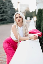 Elena , 38 years old – blonde hair,  brown eyes from Berlin, Germany - Photo 1829538