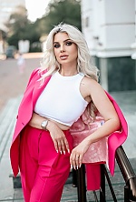 Elena , 38 years old – blonde hair,  brown eyes from Berlin, Germany - Photo 1829536