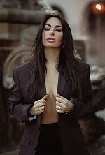 Iryna , 43 years old – light brown hair,  black eyes from Los Angeles, United States - Photo 2092969