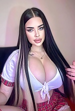 Irina , 20 years old – black hair,  brown eyes from Ivano-Frankivsk, Ukraine - Photo 1830421