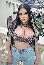 Irina , 20 years old – black hair,  brown eyes from Ivano-Frankivsk, Ukraine - Photo 1853475